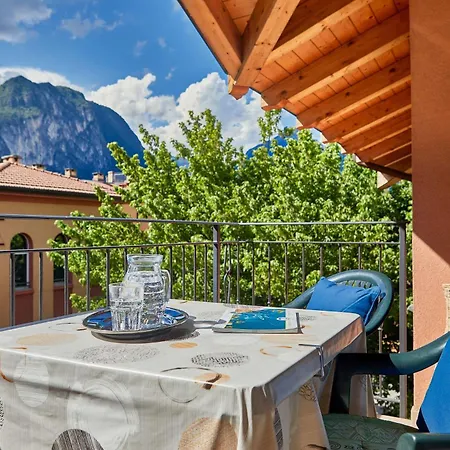 Superior Mit Grossem Balkon